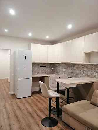 Оренда видової 2кімнатної квартири метро Лівобережна. Вул Каховська 62 Киев