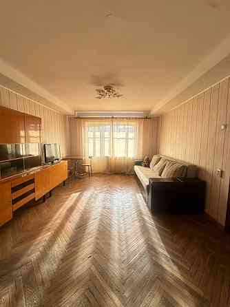 Оренда 2к квартири по вул Котляревського, 5 Киев