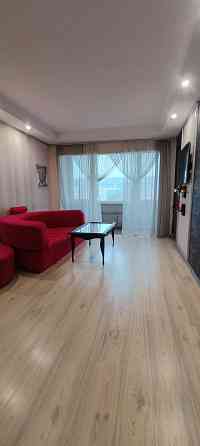 Оренда великої, гарної 3-к квартири меблі, техніка. Харківське шосе. Киев