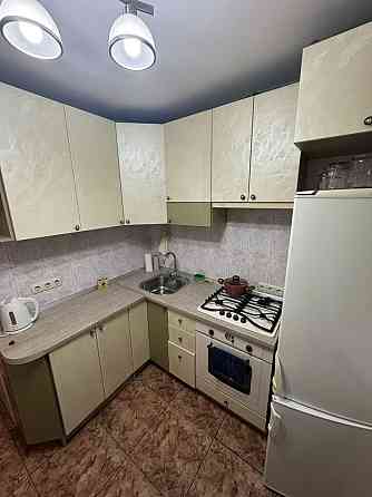 2-х кімнатна. Метро Дорогожичі пішки. Вул. Дорогожицька 15а Киев