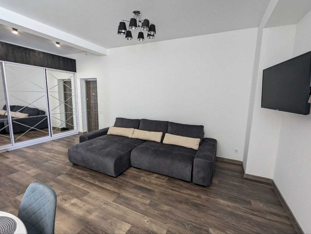 Оренда 2х Гетьмана Мазепи, ЖК "Театральний", Центр Ровно - изображение 1