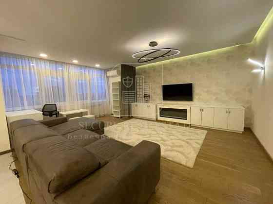 Без% Ліфт, тепло, вода. Печерськ. Ділова. ЖК Ліфт в підземний паркінг Киев