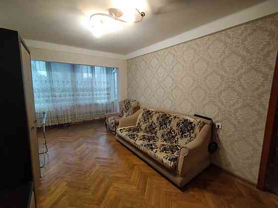 Сдам 2 х ком кв ул Бучмы 1, массив Березняки метро Левобережная Киев