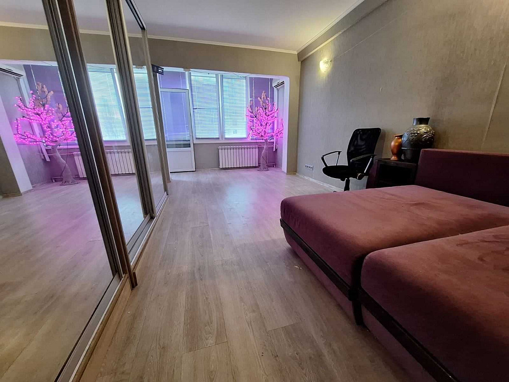 2-кімн. квартира, вул. Березняківська 12, Березняки. Киев - изображение 1