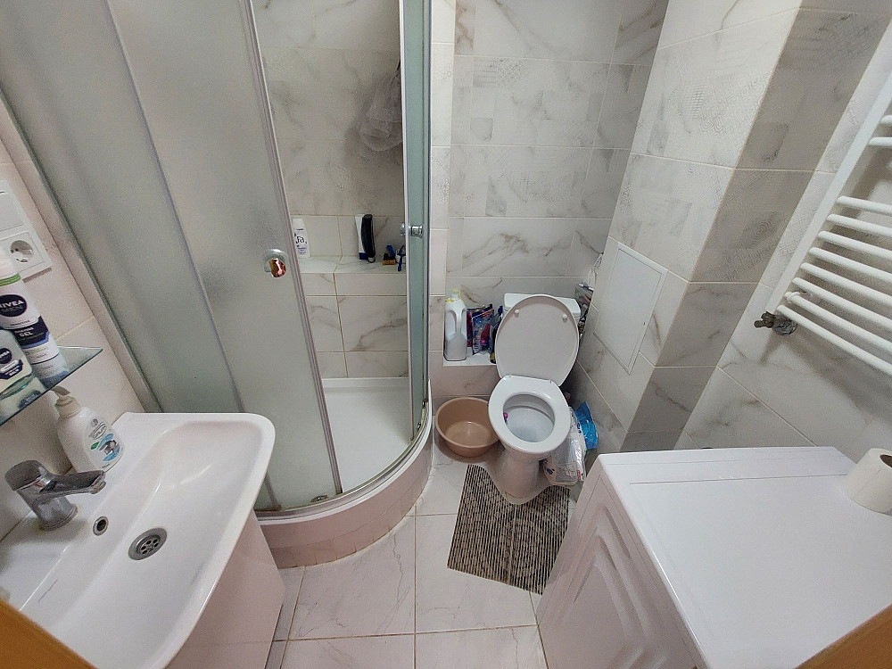 1к в центрі  вул.Льва Толстого Ужгород - изображение 2