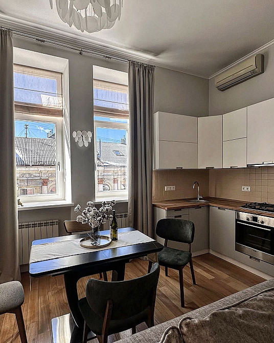 Золотые ворота Рейтарская Пейзажная алея Гончара Печерск Центр Киев - изображение 1