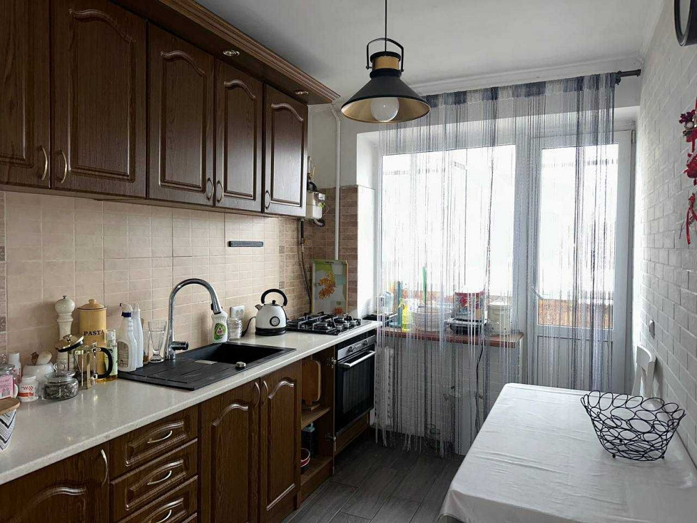 оренда 3 к. по вул. Тролейбусна Ивано-Франковск - изображение 6