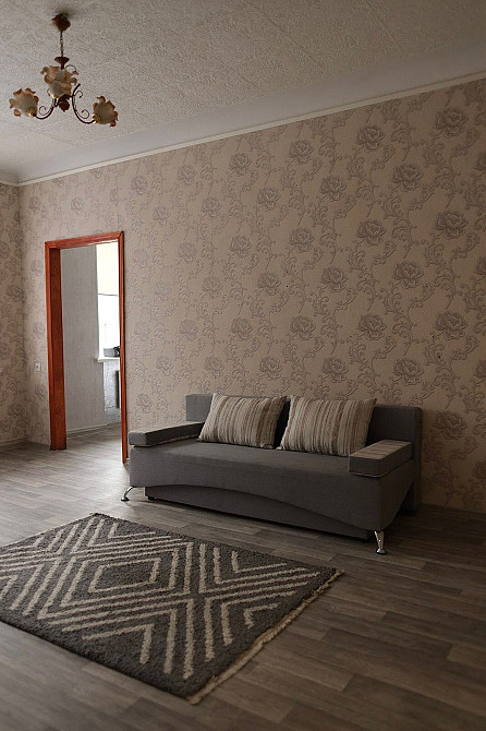 Аренда 2 кім в Центрі з АВТОНОМНИМ ОПАЛЕННЯМ 2 поверх Каменское (Запорожская обл.) - изображение 2