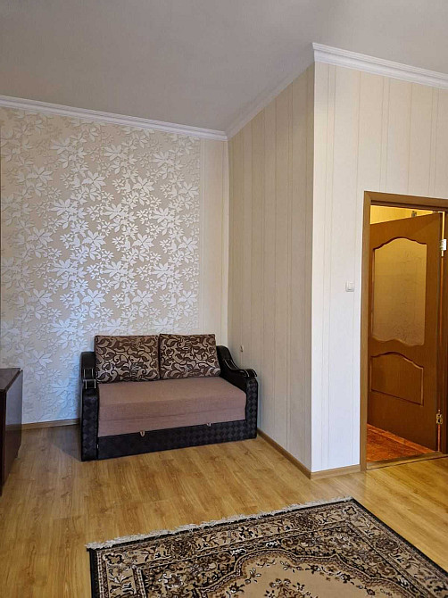 1 к. м. Університет, вул. А.Горської 8 (вул. Белінського). Киев - изображение 2