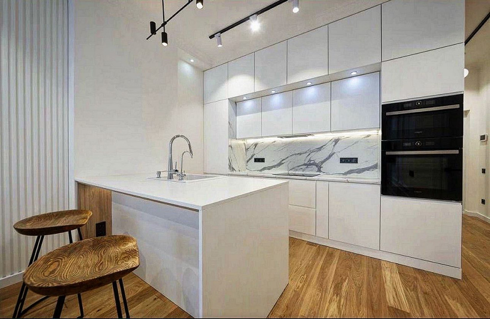 38 перлина Кадор Жилянская ( Жилянська)  м Университет Саксаганського Киев - изображение 1