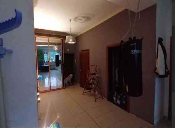 Двокімнатна квартира з ремонтом, Центр міста Буча