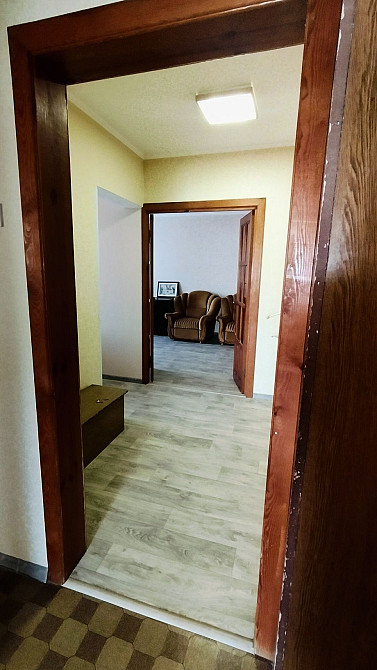 Продається 4-кім. квартира по м-ну Перемоги Вараш - зображення 1