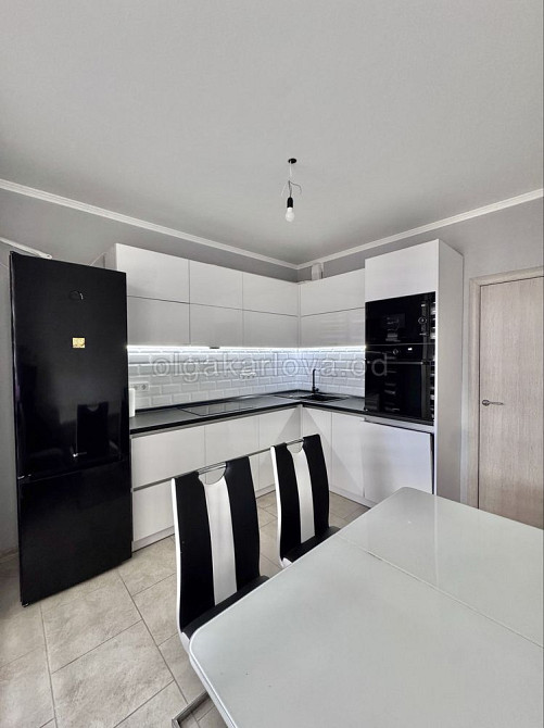 Трехкомнатная квартира, качественный ремонт, ЖК Одесские Традиции Одесса - изображение 6