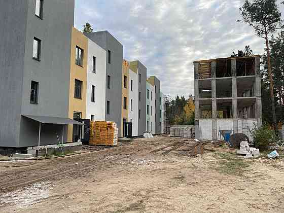 Продам квартиру в Дніпровському районі в оточенні соснового лісу Киев