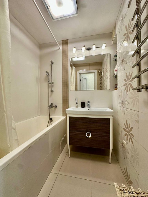 Продам чудову квартиру ! Топ локація 12 ЗОШ Рівне - зображення 8