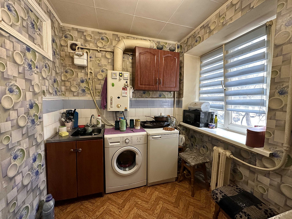 2х комн. квартиру по ул.Семинарская, в кирпичном доме, комн. разд. Одесса - изображение 2