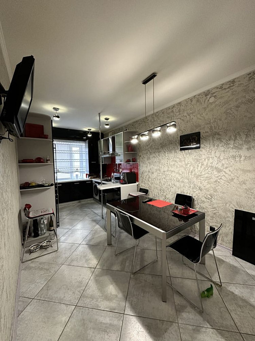 Продаж 2 кімнатної квартири в самому Центри Сумы - изображение 1