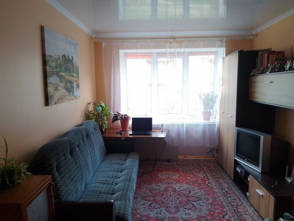 ПРОДАЄТЬСЯ 1-К квартира в Здолбунові -2 Здолбунов - изображение 1