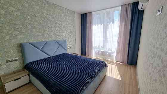 ЖК Лебединий 2 кім.кв- студіо, вул.Ревуцького 40б, м.Харківське 5 хв Киев