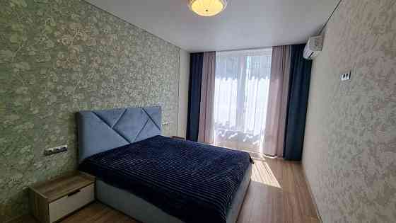 ЖК Лебединий 2 кім.кв- студіо, вул.Ревуцького 40б, м.Харківське 5 хв Киев