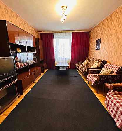 Аренда 2 кімнат. квартири . Ревуцького,21 Киев