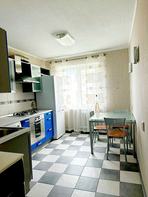 2к пр.Поля 44а (Кирова) Дніпро - зображення 2