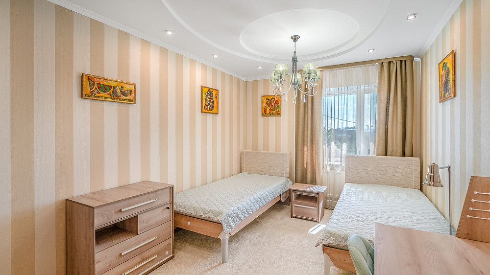 3 кімнатна ремонт меблі техніка, закритий двір, Центр, Площа вул.Княжа Чернигов - изображение 7