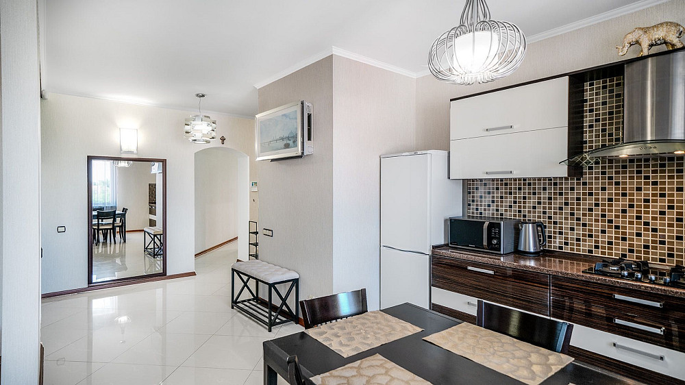 3 кімнатна ремонт меблі техніка, закритий двір, Центр, Площа вул.Княжа Чернигов - изображение 4