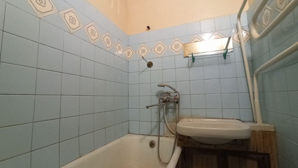 Дарница метро 7мин пешком , 2 комн квартира раздельная Київ - зображення 2