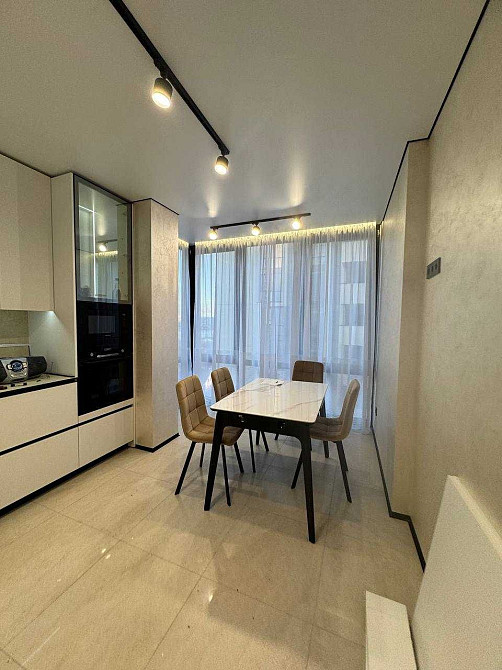 Оренда 2к кв на ЖК Манхеттен Ивано-Франковск - изображение 1