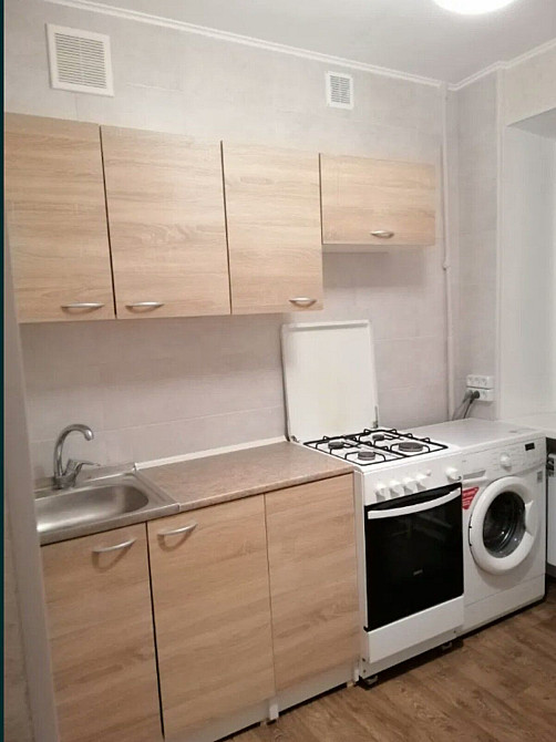 Продаётся 1 ком квартира Правый берег улица Днепр шоссе Запоріжжя - зображення 1