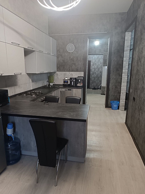 Продаю 4 комн. квартиру в Центре(Старый жд вокзал) Миколаїв - зображення 2