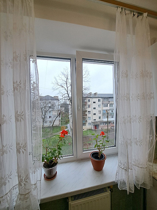 Вільна 2во кімнатна квартира Центральна частина міста Ивано-Франковск - изображение 3