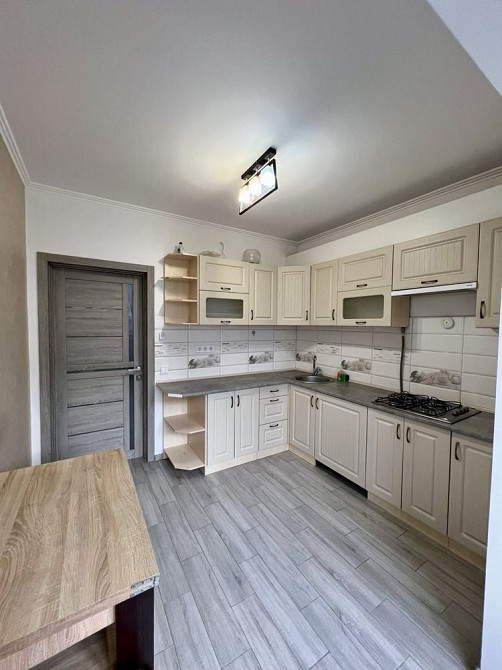 Простора, комфортна квартира р-н ТЦ Арсен, вул. Миколайчука Ивано-Франковск - изображение 3