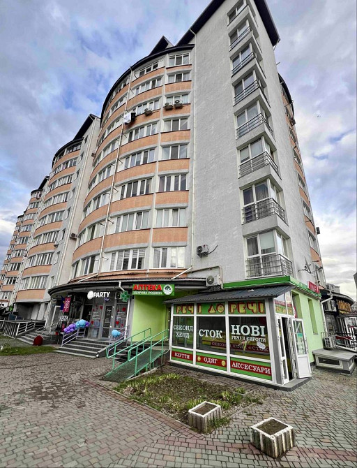 Простора, комфортна квартира р-н ТЦ Арсен, вул. Миколайчука Ивано-Франковск - изображение 1