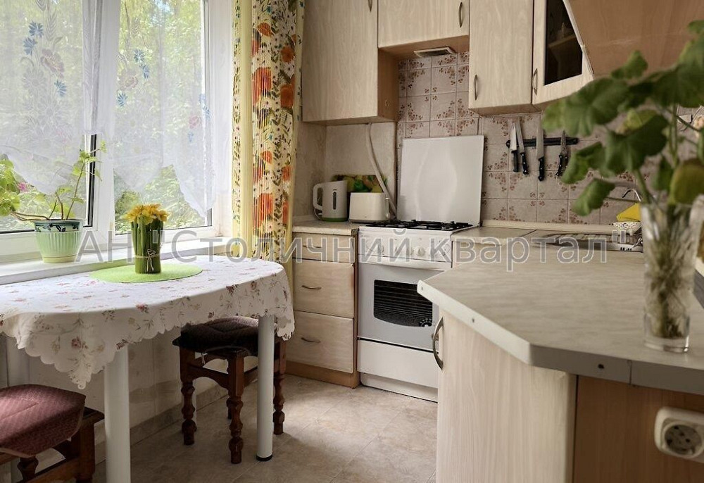 Соломʼянка вулиця Соломʼянська 19 Киев - изображение 8