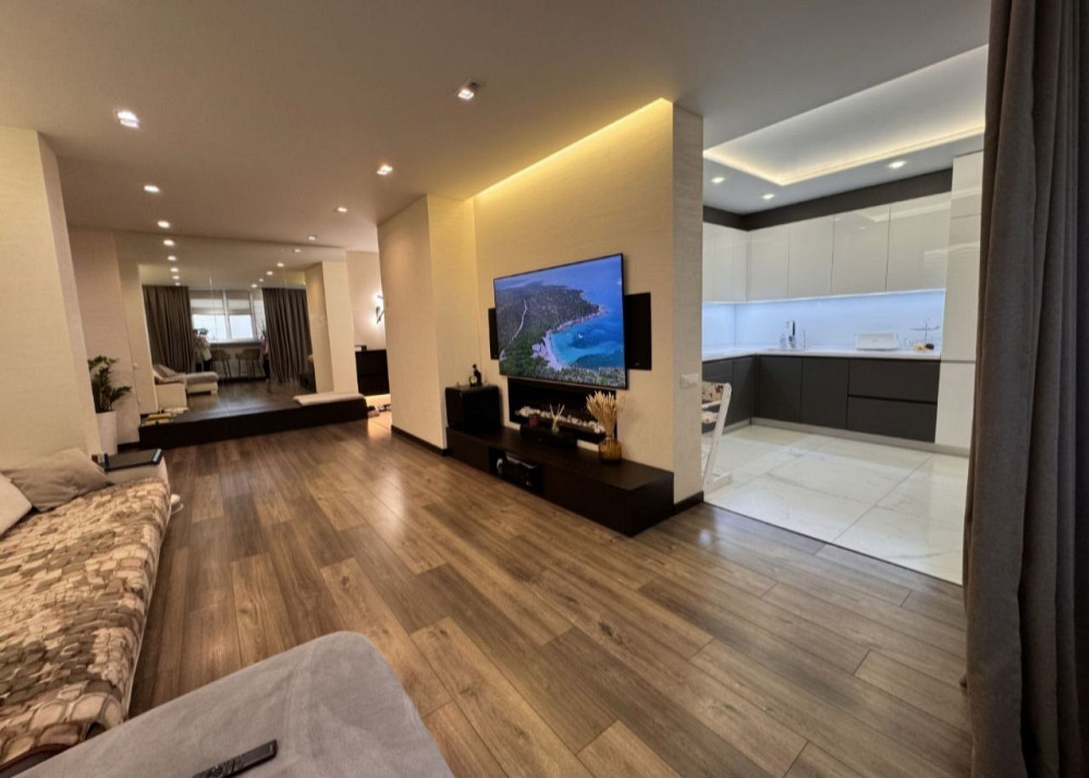 Продам 3х комнатную квартиру с ремонтом в новом кирпичом доме Одесса - изображение 3