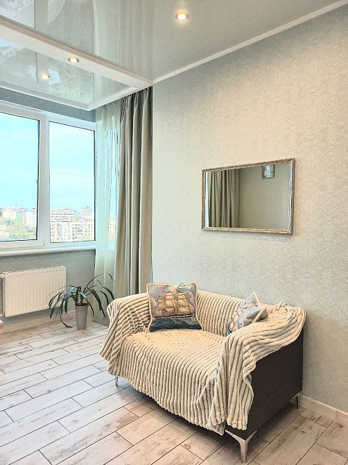 Продам 1 кімнатну квартиру з ремонтом у ЖК Мандарин Одеса - зображення 1