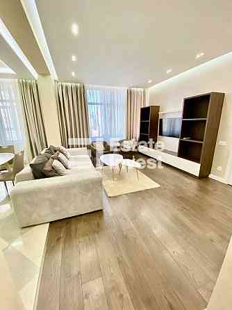 Здається простора 2-кім. квартира у ЖК Новопечерські Липки Киев