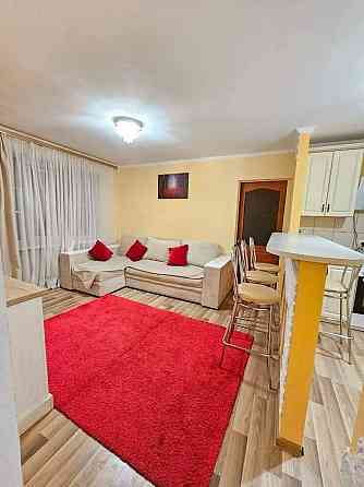 Здам 3-кімнатну квартиру, з ремонтом, меблями і технікою 