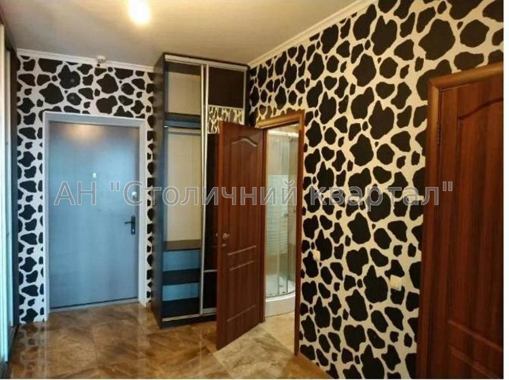 Голосеевский Моторный переулок 9а трекомнатная Киев - изображение 3