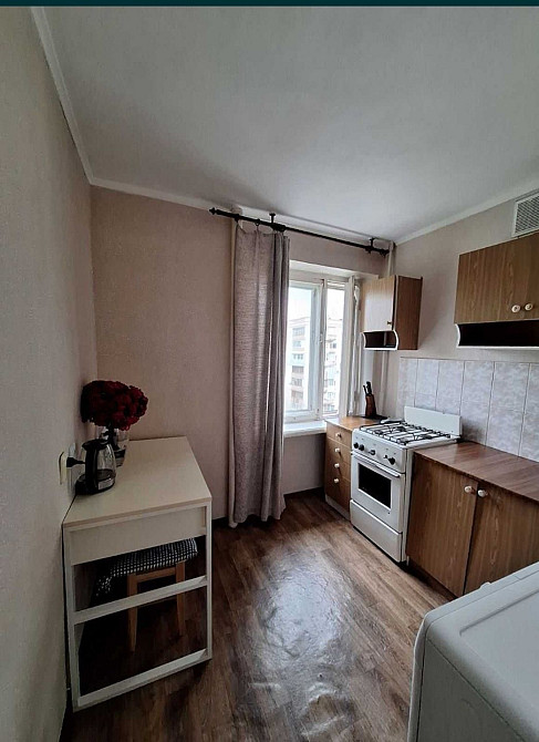 1 ком. 3 Слободская, 7/9, кирп.  19т. Николаев - изображение 1