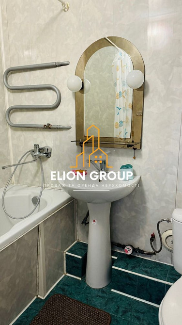 Сімейна 2 к. кв. Вул. Героїв Небесної Сотні Каменец-Подольский - изображение 8