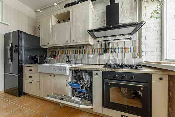 Оренда видової квартири в центрі міста вул. Шовковична Киев