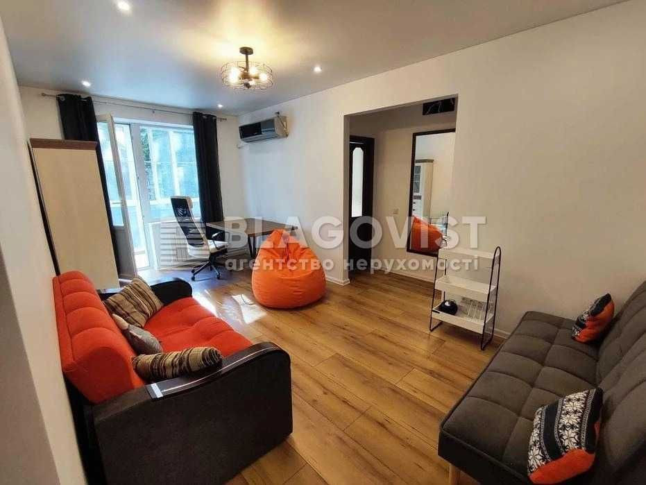 Оренда 3-кімн. кв. на Уманська, 23/9 ст.м. Вокзальна Киев - изображение 1