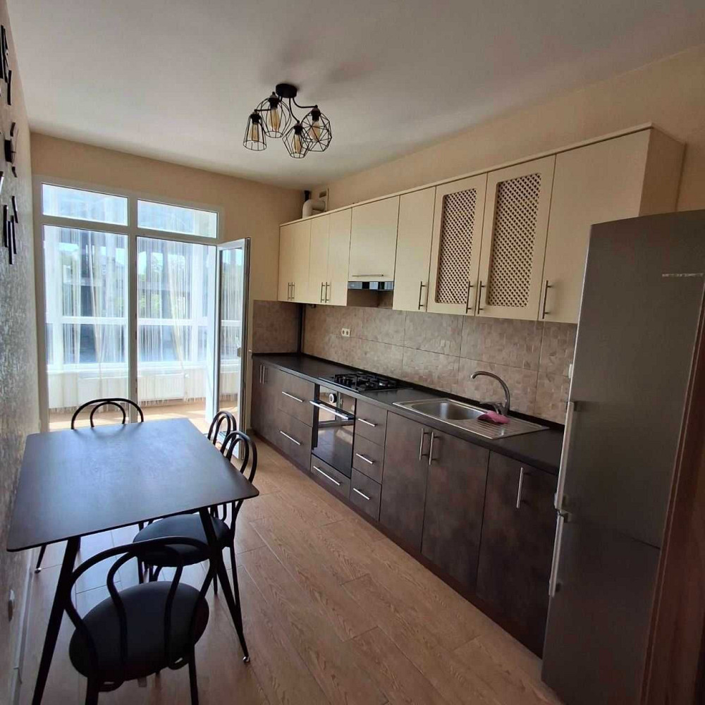 Оренда квартир 2 км центр вул. Мельника 10 м. Івано -Франківськ . Ивано-Франковск - изображение 1