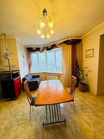 Пропонується 4-кімн.квартира Цегляний будинок, генератор Киев