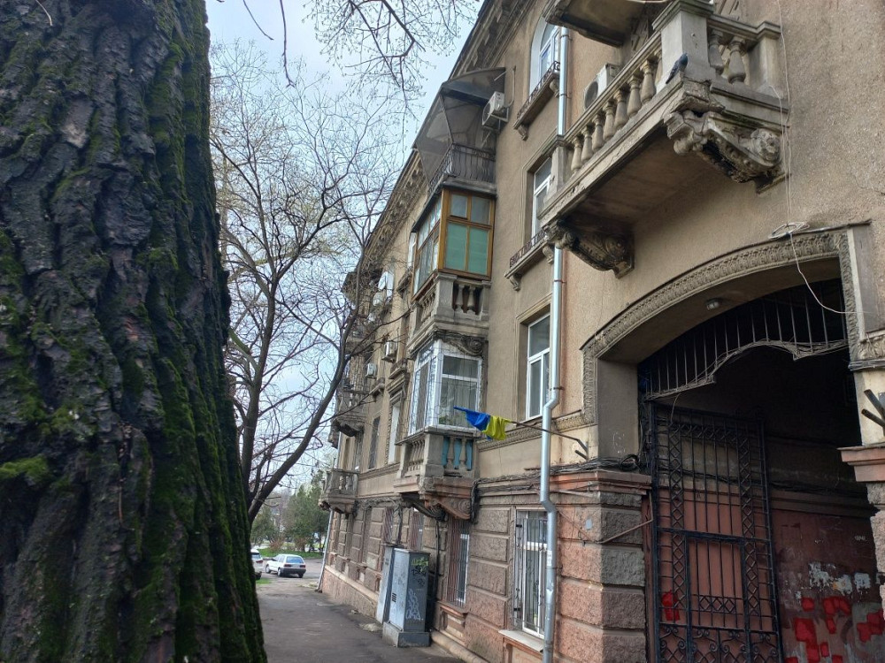 Непристойно падшая цена - сталинский ампир с духом современной эпохи Одесса - изображение 1