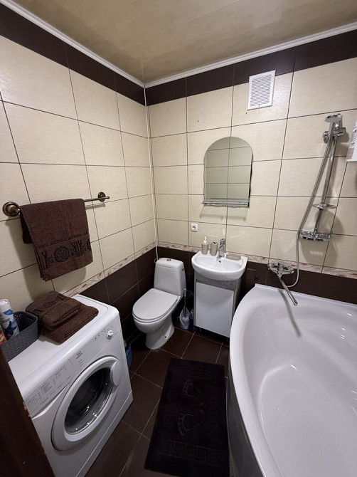 Продам трёхкомнатную квартиру с ремонтом в центре или обменяю на 1-2кв Новомосковськ - зображення 2