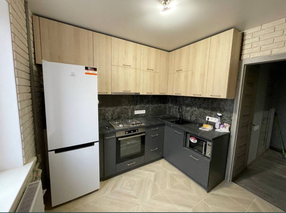 ПРОДАМ 2-комнатную квартиру. ЛЕВЫЙ БЕРЕГ 5 мкр. ШИКАРНУЮ Кам`янське (Запорізька обл.) - зображення 1